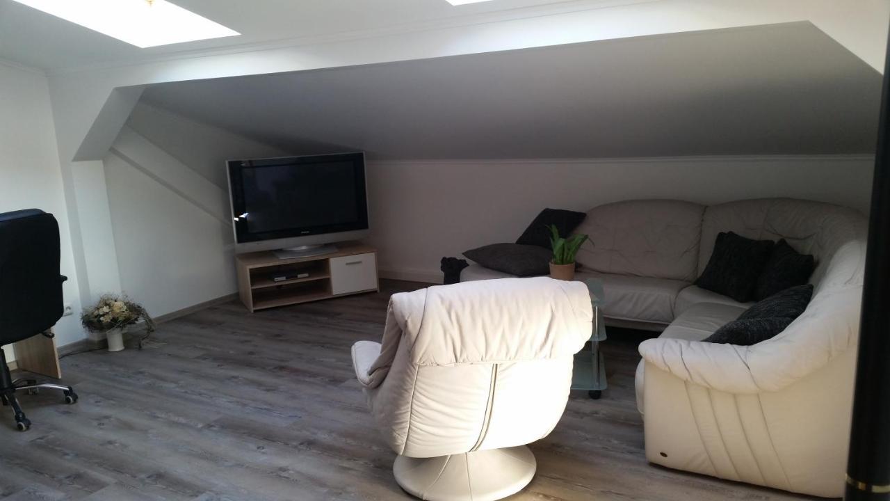 Ferienwohnung "Burgblick" An der Schmucke Esterno foto