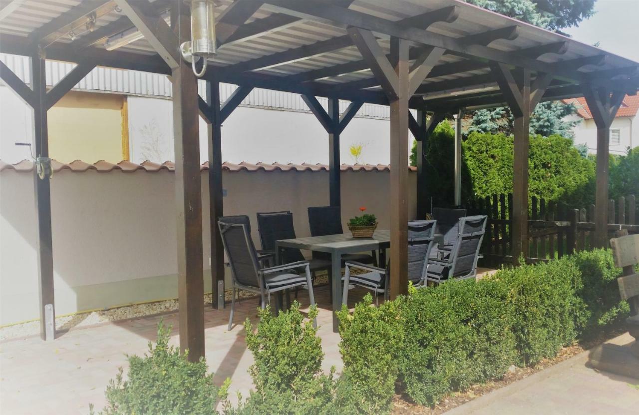 Ferienwohnung "Burgblick" An der Schmucke Esterno foto